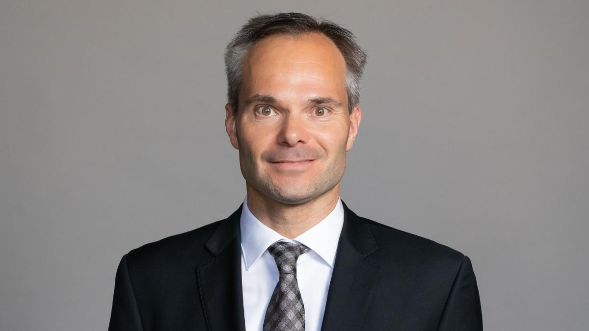 Ympäristö- ja ilmastoministeri Kai Mykkänen